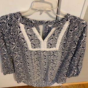 Crown & Ivy Beach Top